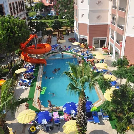 Primera & App Aparthotel 3*